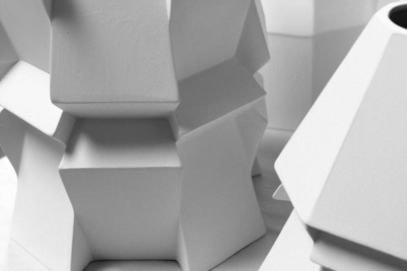 What is Porcelain and Why is it So Special? - The Bright Angle