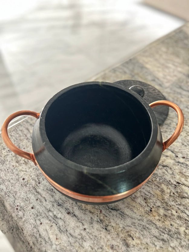 Soapstone Cookware Round Pot 1.25 Liters The Bright Angle