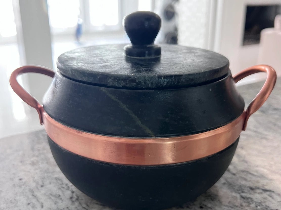 Soapstone Cookware Round Pot 1.25 Liters The Bright Angle